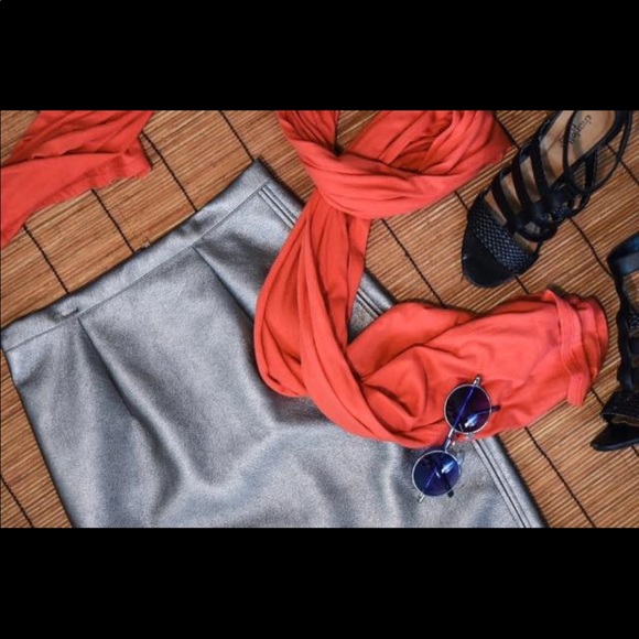 Silver metallic Skirt - Picture 2 of 2